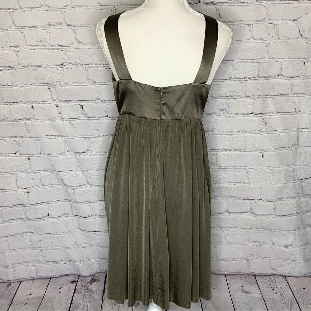 Alice + OLIVIA Silk light olive green draped dress - Picture 8 of 14